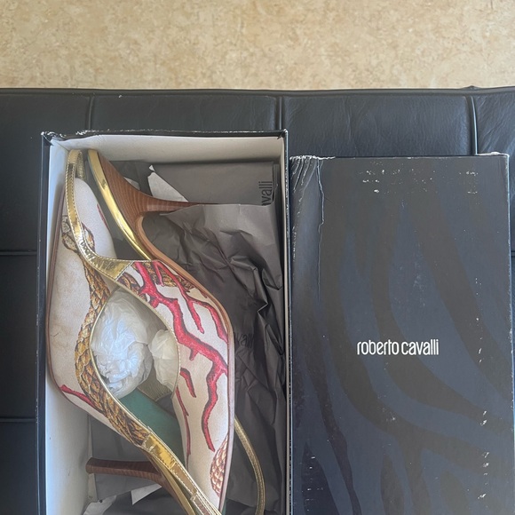 VINTAGE ROBERTO CAVALLI HEELS - Picture 8 of 10